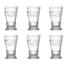 Seks La Rochere Versailles glas med dekorative mønstre, inspireret af det klassiske franske design. Perfekt til servering af forskellige drikkevarer.