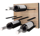 STACT Pro C-type vinreol i sort og eg med kork ud design, der holder vinflasker vandret for optimal opbevaring og nem adgang. Ideel til en moderne og stilfuld vinopbevaring i hjemmet.