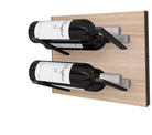 STACT Pro L-type vinreol i sort eg med label ud design, der fremviser flaskernes etiketter tydeligt. Perfekt til præsentation og sikker opbevaring af dine vinflasker.